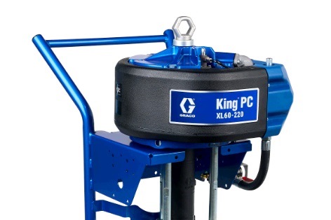 Graco Spritzgerät King Gerät Flüssigkeitsförderung Airless Farbspritzgeräte Schutzbeschichtungen Farbe, Epoxid Epoxidharz, hochfeststoffhaltige Materialien, Polyurethan, Polyester, Silikon, Elastomer, intumeszierende Materialien, Acryl, Emaille, Mastix, Kontaktkleber, Farben, Grundierungen intumeszierende beschichtung Brandschutzmaterial aufsprühen Brandschutzfarbe auftragen Brandschutzbeschichtung Wandbechichtung Fassadenbeschichtung Fassade besprühen Airlessgerät für Fassade Airlessgerät für Wand